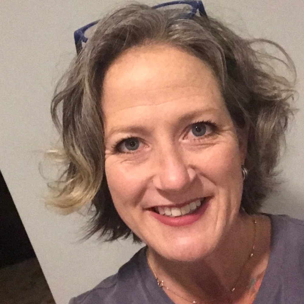 Meet your Posher, Traci - Picture 1 of 1